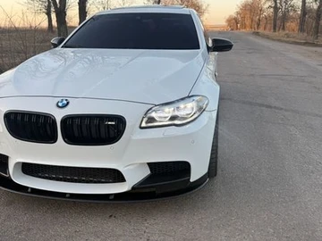 Авто BMW M5 2013 № 8787677