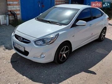 Авто Hyundai Accent 2013 № 8787907