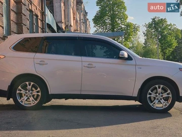 Авто Mitsubishi Outlander 2013 № 8788251