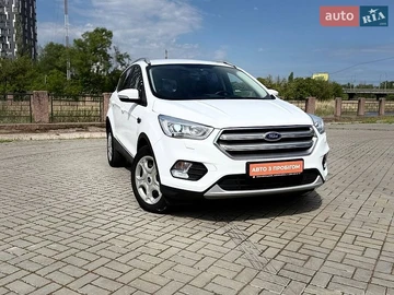 Авто Ford Kuga 2019 № 8788428