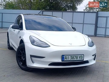 Авто Tesla Model 3 2019 № 8788457