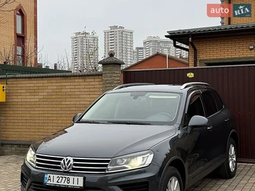 Авто Volkswagen Touareg 2015 № 8788462