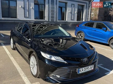Авто Toyota Camry 2019 № 8788492