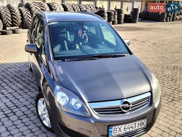 Авто Opel Zafira 2010 № 8789038