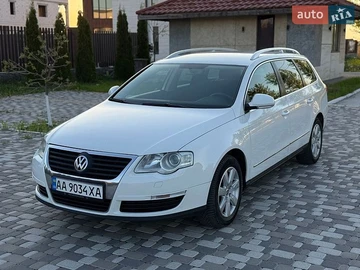 Авто Volkswagen Passat 2010 № 8789070