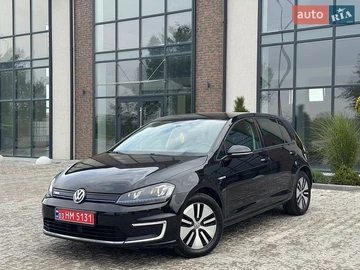 Авто Volkswagen E-Golf 2015 № 8789277