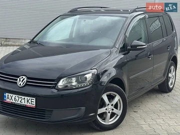 Авто Volkswagen Touran 2011 № 8789476