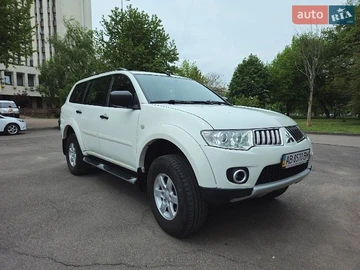 Авто Mitsubishi Pajero Sport 2012 № 8789611