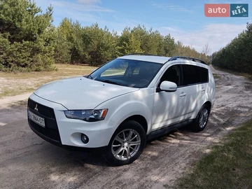 Авто Mitsubishi Outlander Xl 2011 № 8789978
