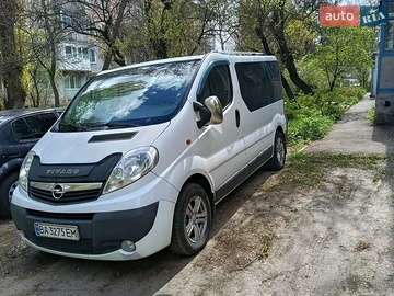 Авто Opel Vivaro 2011 № 8790000