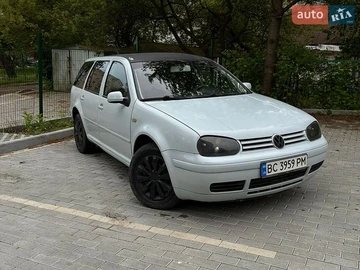 Авто Volkswagen Golf 2000 № 8790024