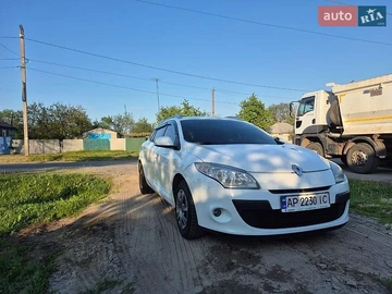 Авто Renault Megane 2010 № 8790213