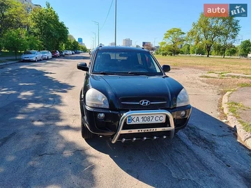 Авто Hyundai Tucson 2007 № 8790215