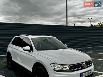 Авто Volkswagen Tiguan 2016 № 8790309