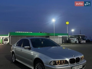 Авто BMW 5 Series 2002 № 8790350