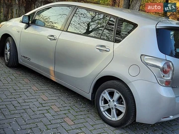 Авто Toyota Verso 2009 № 8790393