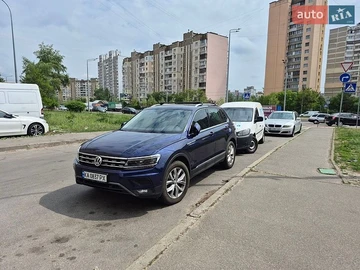 Авто Volkswagen Tiguan 2017 № 8790464