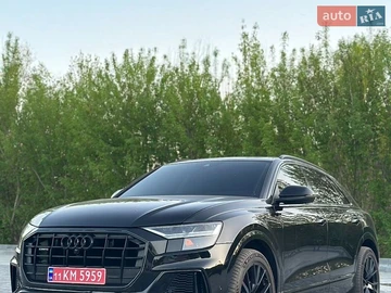 Авто Audi Q8 2021 № 8790505