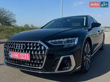 Авто Audi A8 2022 № 8790508