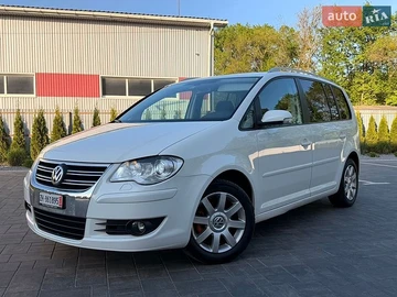 Авто Volkswagen Touran 2008 № 8790520