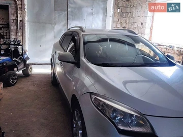 Авто Renault Megane 2012 № 8790525