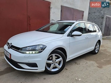 Авто Volkswagen Golf 2020 № 8790540
