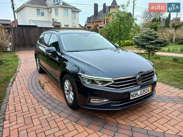 Авто Volkswagen Passat 2021 № 8790627