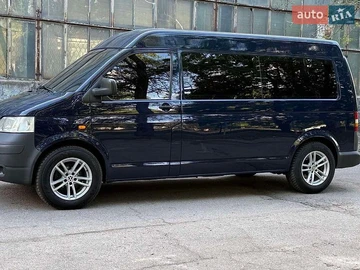Авто Volkswagen Transporter 2006 № 8791010