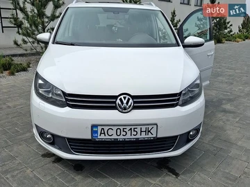 Авто Volkswagen Touran 2011 № 8791239