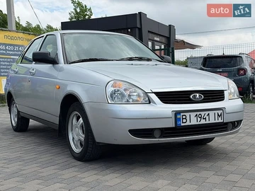 Авто ВАЗ 2172 Priora 2008 № 8791420