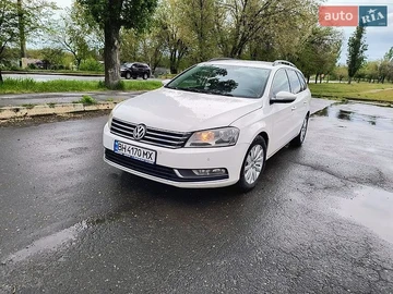 Авто Volkswagen Passat 2012 № 8791613