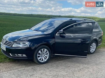Авто Volkswagen Passat 2011 № 8792711
