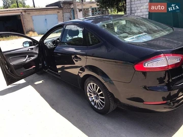 Авто Ford Mondeo 2011 № 8792879