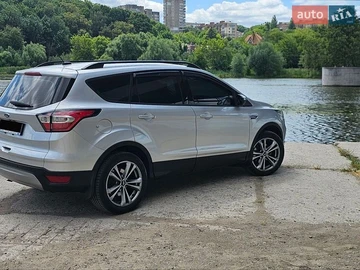 Авто Ford Escape 2018 № 8792918