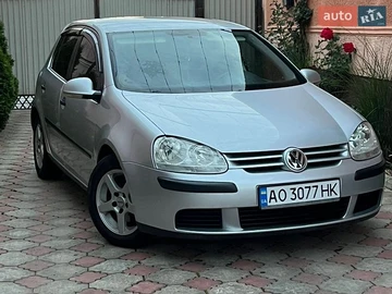 Авто Volkswagen Golf 2004 № 8793253