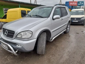 Авто Mercedes M-Class 2002 № 8793646