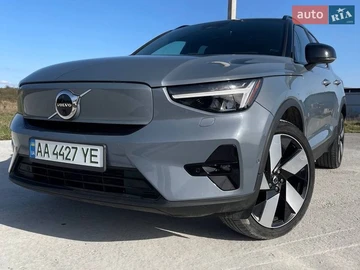 Авто Volvo Xc40 2022 № 8793937