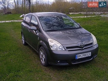 Авто Toyota Corolla Verso 2006 № 8793967