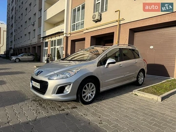 Авто Peugeot 308 2012 № 8793981