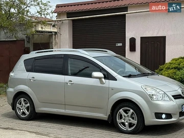 Авто Toyota Corolla Verso 2008 № 8794259