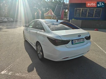 Авто Hyundai Sonata 2012 № 8794407