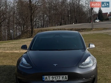 Авто Tesla Model 3 2019 № 8794440