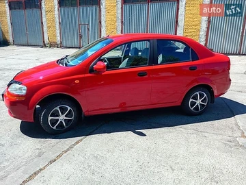 Авто Chevrolet Aveo 2004 № 8794535