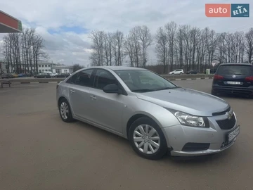 Авто Chevrolet Cruze 2015 № 8794720