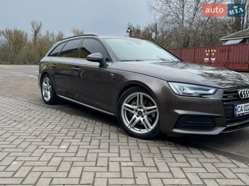 Авто Audi A4 2018 № 8794898