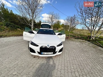 Авто BMW I4 2023 № 8794930