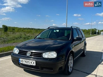 Авто Volkswagen Golf 2000 № 8795101