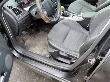 Авто Renault Laguna 2011 № 8795154