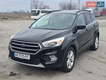 Авто Ford Escape 2018 № 8795376