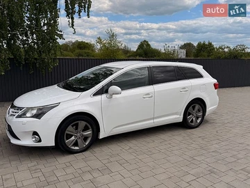 Авто Toyota Avensis 2015 № 8795389